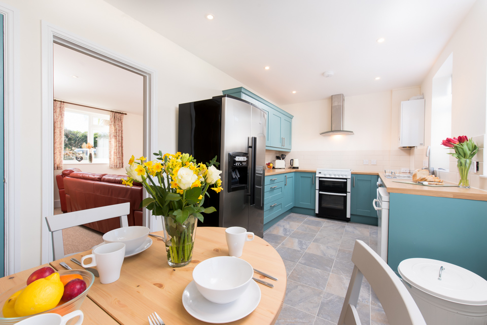 Kitchen table seating 4